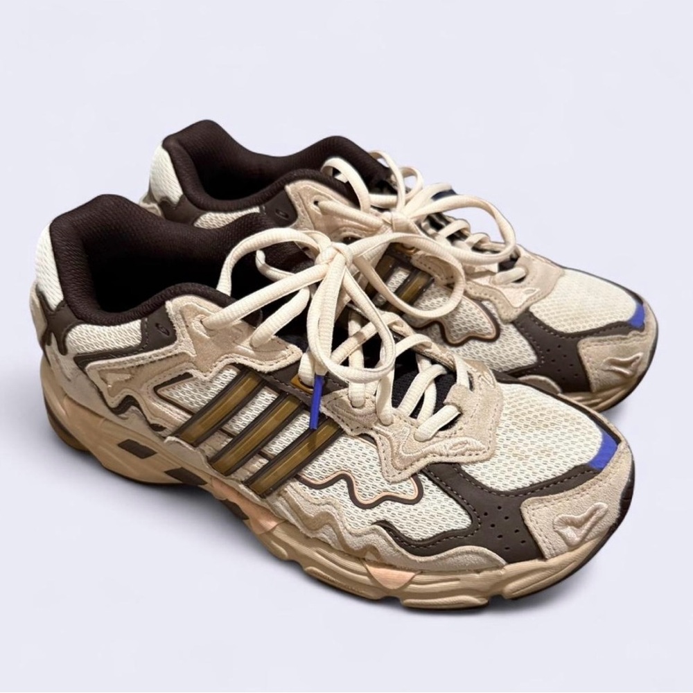 Adidas x Bad Bunny Response CL